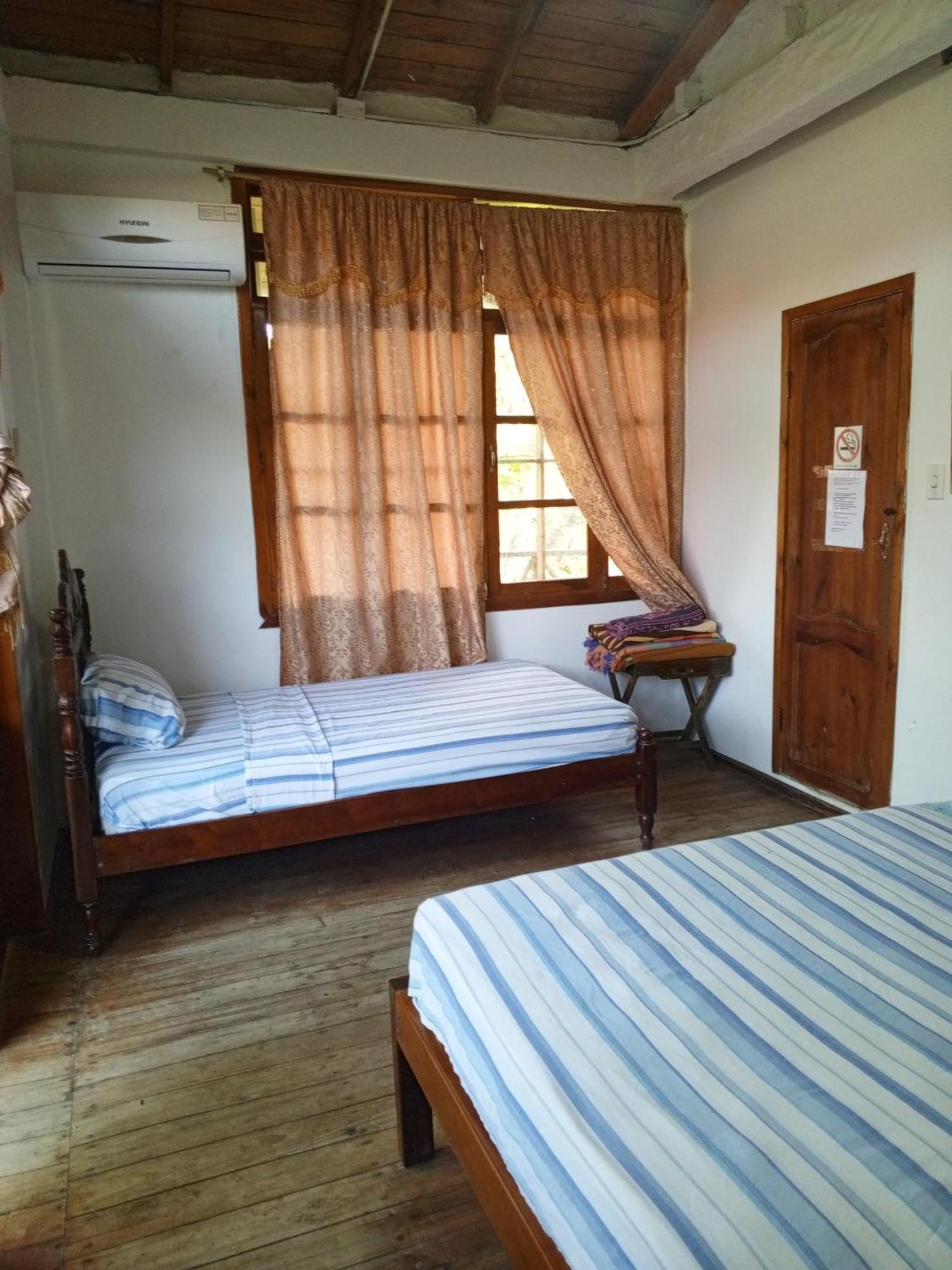 Bed And Breakfast Puerto López Εξωτερικό φωτογραφία